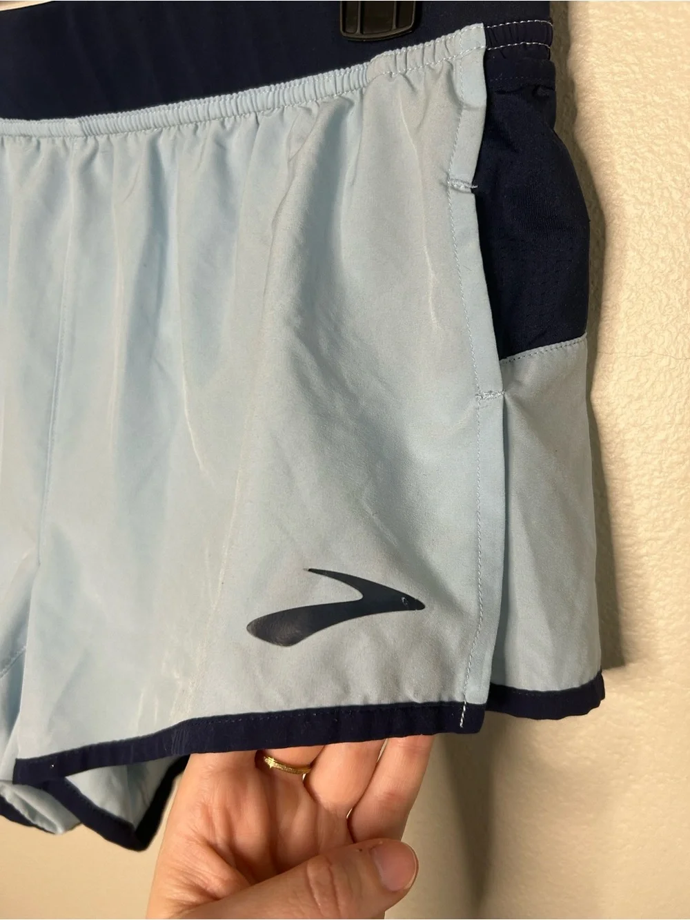Brooks Light Blue Athletic Workout Lined Running Shorts Navy Trim Size S
